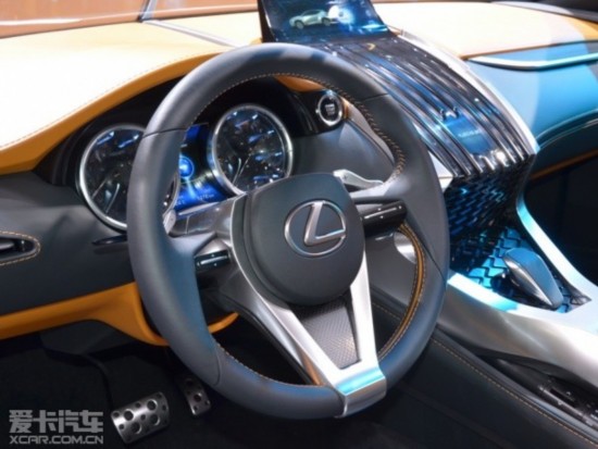 �׿���˹ LF-NX