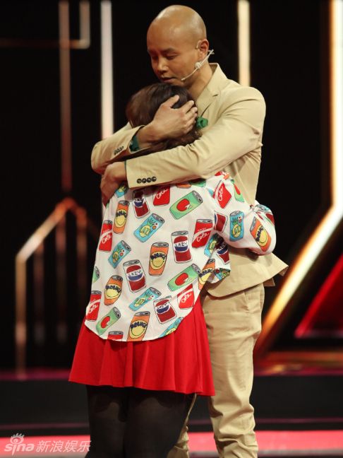 <em>台湾妹</em> 演说家 现场深情告白 乐嘉下跪 十动然拒