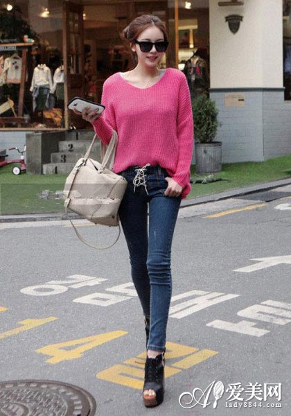 鱼嘴鞋+<em>牛仔</em>裤 轻松应对换季天【4】--时尚--人