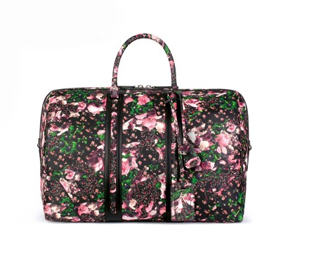 ӡ Givenchy by Riccardo Tisci