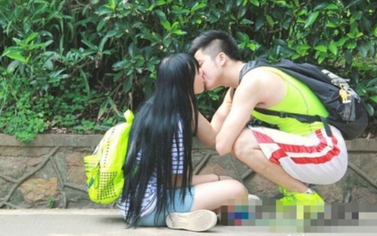 武大女神赏樱<em>写真</em>PK奶茶妹妹 校花男友生活照