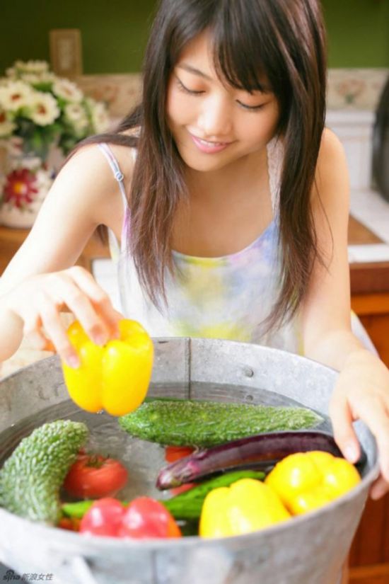 <em>日本</em>奶茶<em>妹</em>纯情照曝光 美貌完胜章泽天【5】-