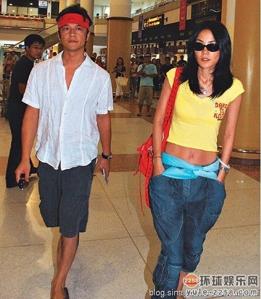 王岳伦偷看李湘手机被抓包 曾被曝协议离婚