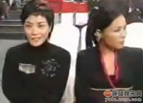 王岳伦偷看李湘手机被抓包 曾被曝协议离婚