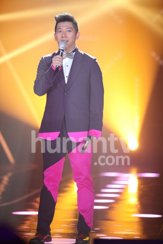 《我是歌手》双年巅峰会花絮:邓紫棋晒与张杰