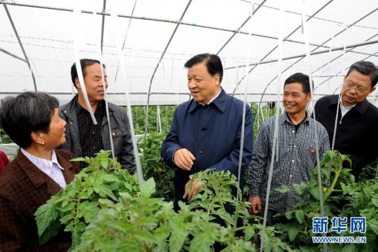 （時(shí)政）（1）劉云山在湖北調(diào)研