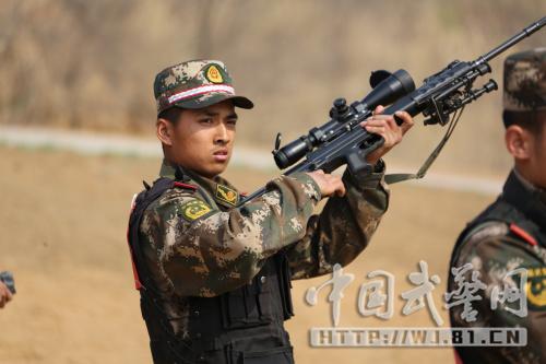 武警枪王对决:狙击手速记恐怖分子照片(图)