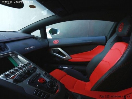 Aventador2014 LP 700-4 رư