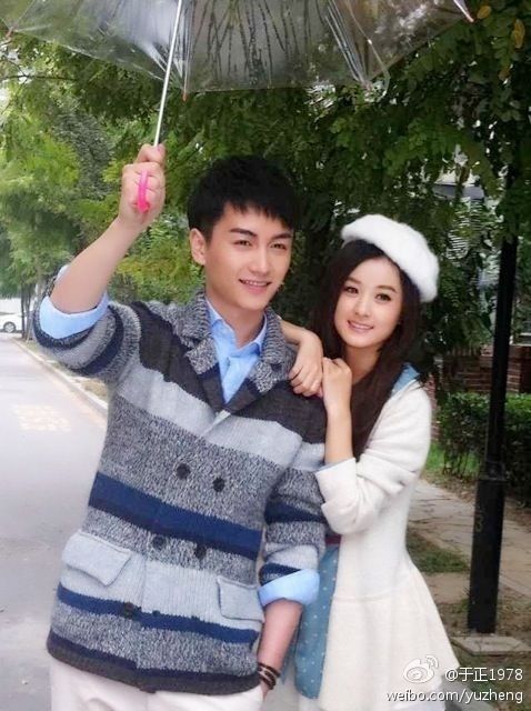 赵丽颖滚出娱圈引粉丝恶战 陈晓赵丽颖暧昧瞬