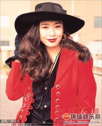 中国女性服饰30年变化:从不敢穿到怕撞衫