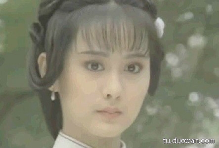 琼瑶女郎PK于正女郎 赵薇版还珠<em>三姐妹</em>完爆袁