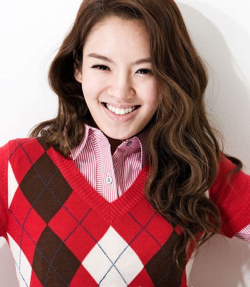 传<em>少女时代</em>孝渊跳楼<em>自杀</em> 实因与男友吵架寻死