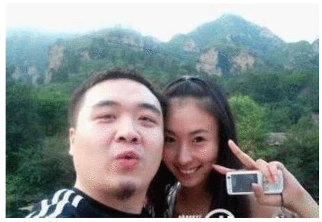 兽兽已为人妻结婚照曝光 回顾车模兽兽不雅照