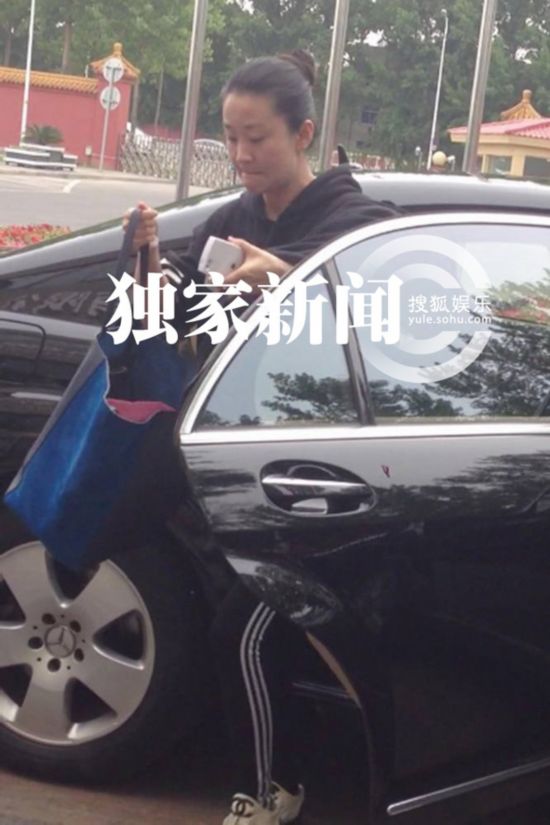 苗圃与丈夫罕见同行 被传刚在美生下龙凤胎[图]【18】