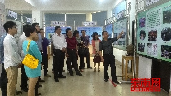 华安:创新活动载体 依法服务群众