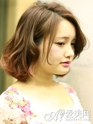 女生短发发型图片 化身摩登都市丽人