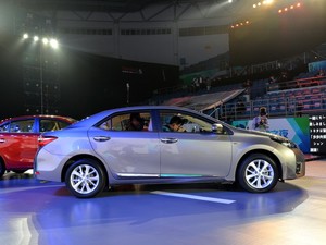 һ￨2014 1.8L CVT ߰