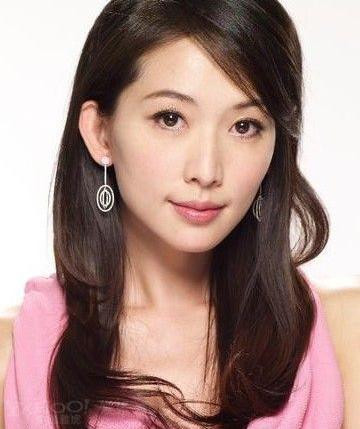 纯天然美女俏脸上的瑕疵:徐若瑄脸歪 赵雅芝大