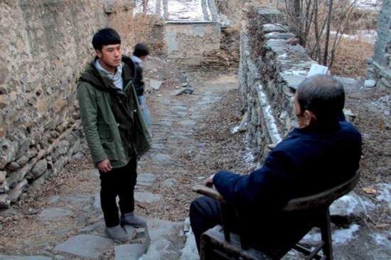 《封门村》曝光神秘太师椅 坐鬼不坐人