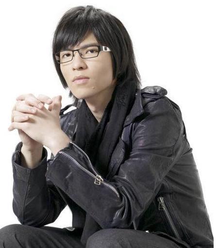 萧敬腾削去长发留寸头 哪吒头齐刘海“雨神”发型够 ...