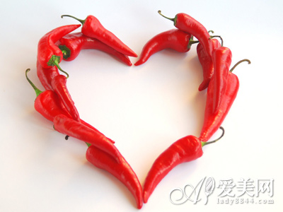 吃红辣椒会致命? 10种美食吃错部位变毒砒霜