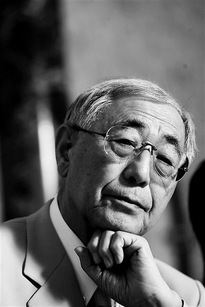 日本作家渡边淳一病逝