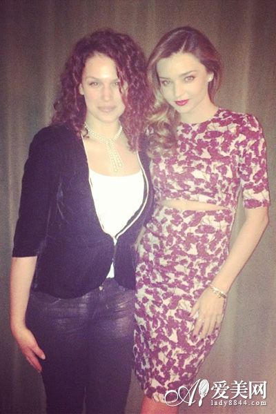  ��Ъ������������ȹ���� ��Ů����ȹPK 