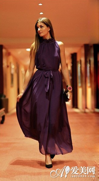 连衣长裙+腰带 夏日显高显瘦吸睛搭