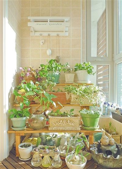 装修暖色调:奶茶色温暖小屋 营造家的感觉