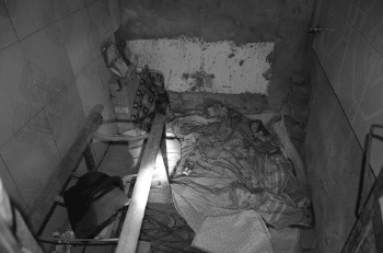 山东昌邑市一女孩遭绑架 被用铁链锁在暗室