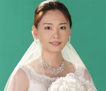 徐若瑄婚纱照曝光 中日女星婚纱大片美艳来袭