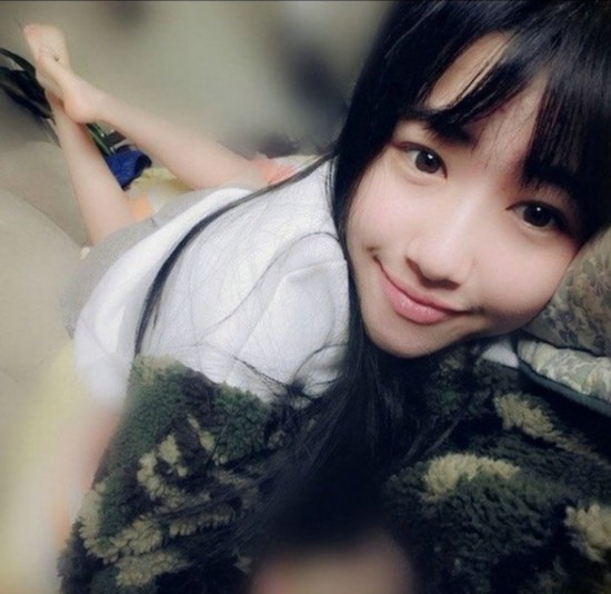 图揭瞬间爆红网络红人 韩国小眼正太惹人爱