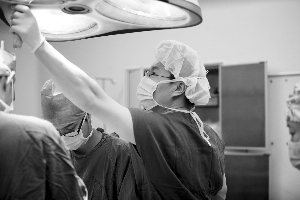 江苏省人医举办男护士沙龙 强调发挥男性优势