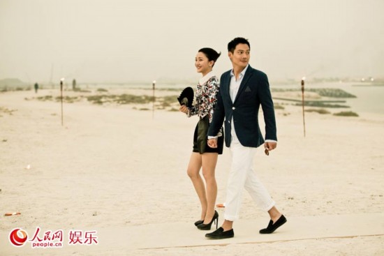 周迅与男友高圣远首次公开亮相 <em>男才女貌</em>折煞