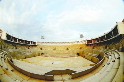 武汉光谷国际网球中心6月底交付使用