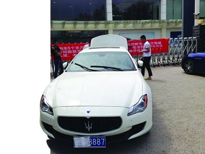 钱先生的故障车已经拖到南京等待维修。