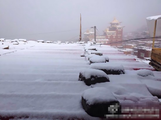 四川绵阳等地五月飞雪 网友称天气开启随机播