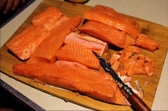 图揭俄罗斯网友的钓鱼休闲之旅(组图)