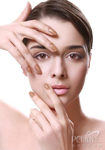 初夏艳阳伤嫩肌 防晒补救要做足