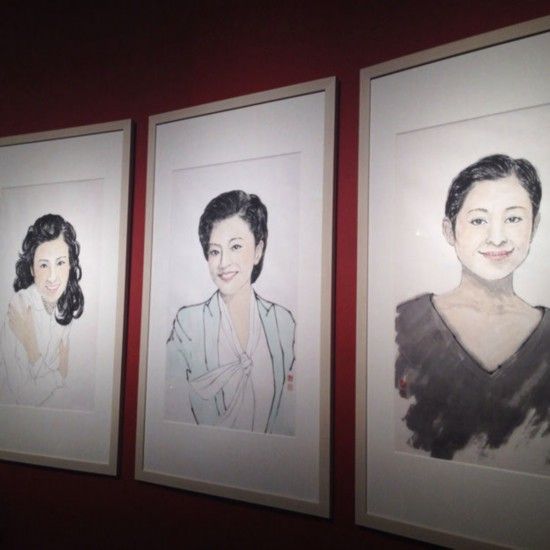 朱军笔下<em>女</em>主播<em>风华</em>绝代 明星不为人知的独门