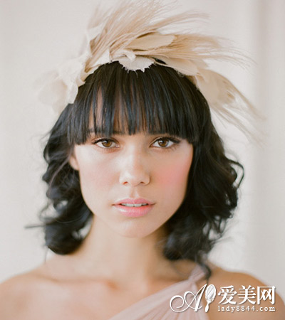 1分钟小测试 看看你身上散发哪种女人味