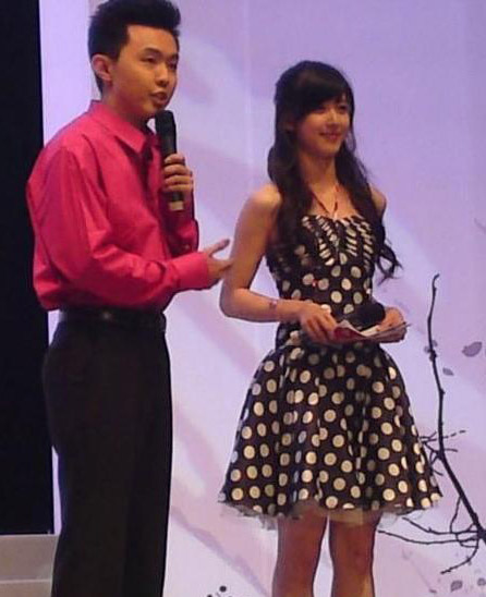 京东上市现场强<em>东哥</em>未向<em>奶茶妹</em>求婚 刘强东章