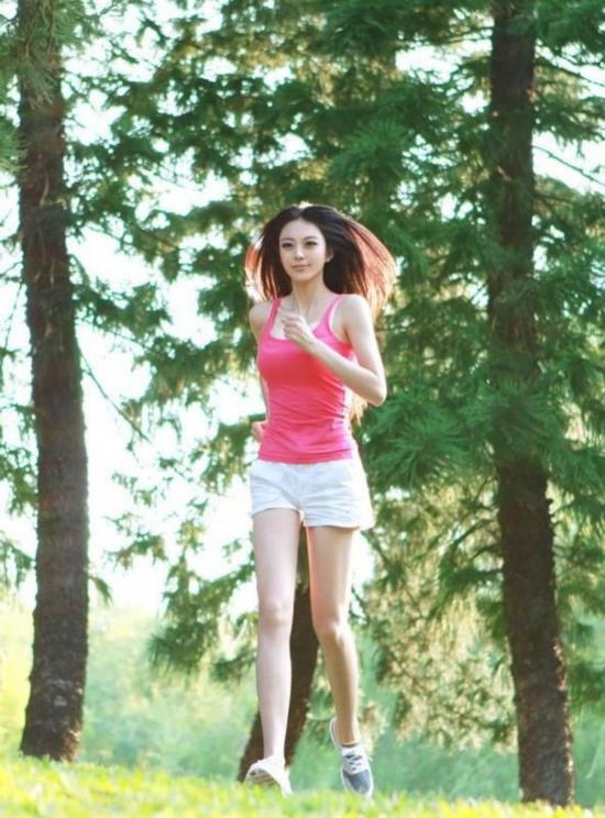 中国第一黄金比例美女艾尚真最新照片(图)