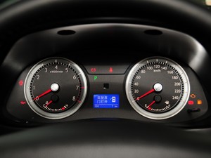  EC8 2013 2.0L ԶӢ