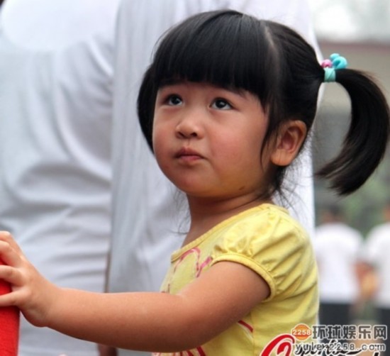 姚明参加《爸爸去哪儿2》 姚明女儿照片曝光