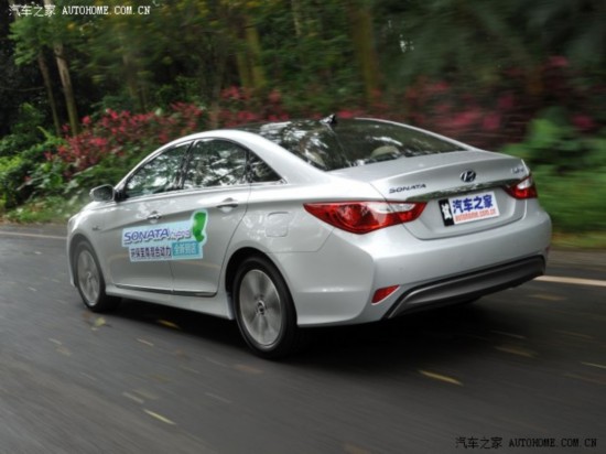 ִ() () 2014 2.0L Hybrid