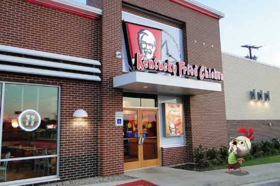 卡通人物体验人间苦难 花木兰带口罩抗击雾霾