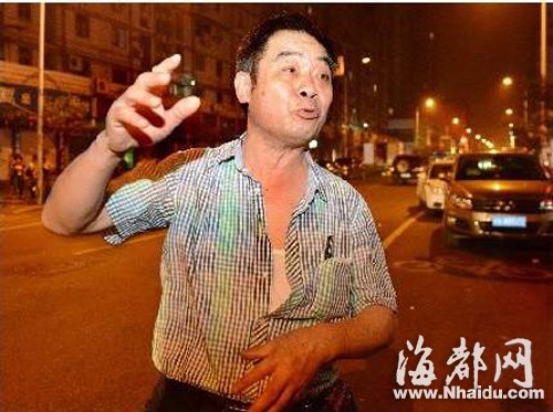 福州闹市恶徒持刀砍人致2死1重伤 众市民挺身