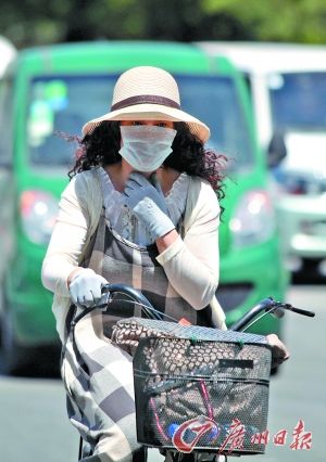 “我和烤肉之间只差一撮孜然”