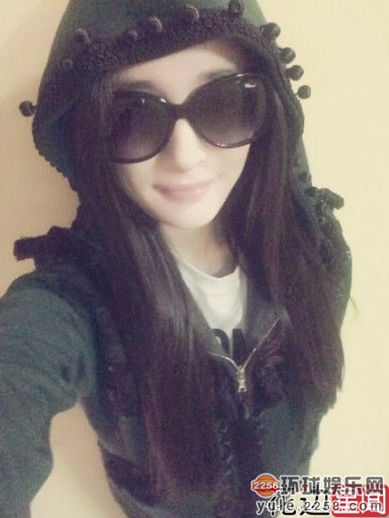 杨幂儿童节产下一女 盘点杨幂刘恺威甜蜜恋情